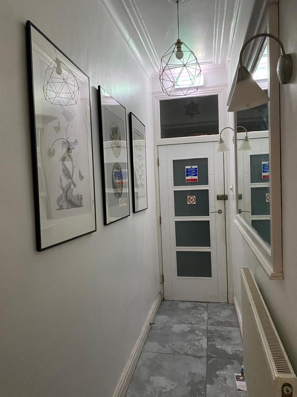 Precise Homes Ltd 伍尔弗汉普顿 外观 照片