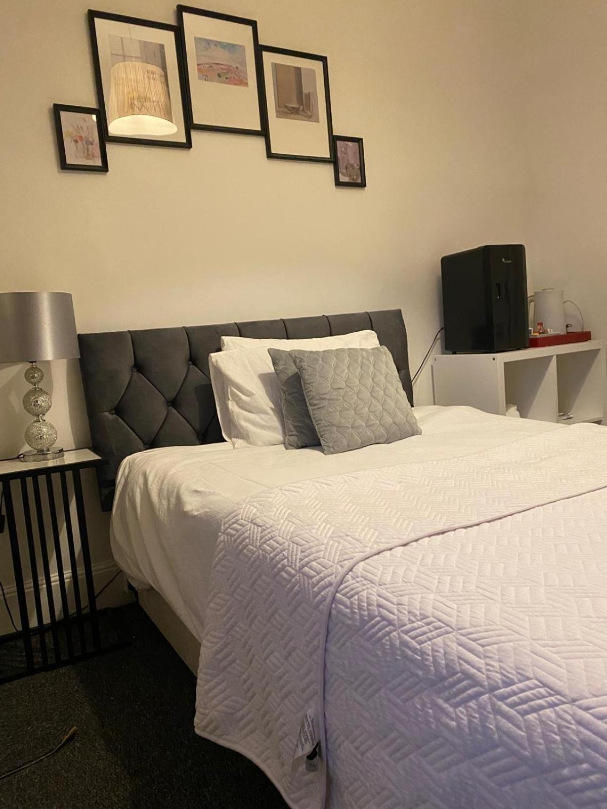 Precise Homes Ltd 伍尔弗汉普顿 外观 照片